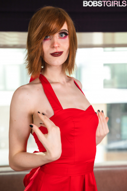 Luna Logan Debuts